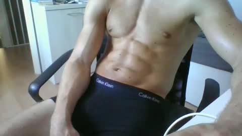 ramonjoosse2001 online show from May 22, 4:58 pm