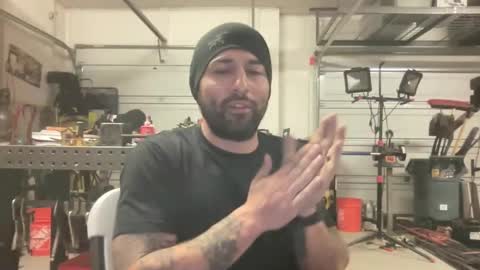 Marcos online show from December 31, 8:34 pm