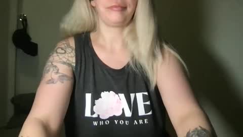 Randii online show from February 24, 10:15 am