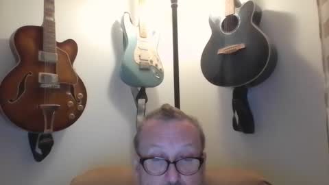 rapidrobert58 online show from April 16, 6:46 am