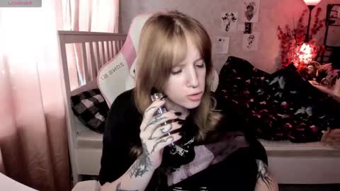 Rapunzel online show from March 9, 1:27 pm