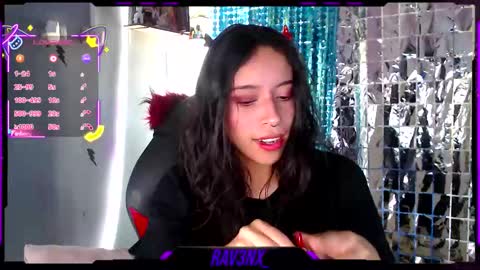   online show from October 24, 6:19 pm