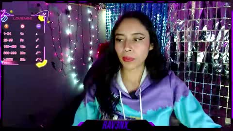   online show from January 18, 8:18 pm