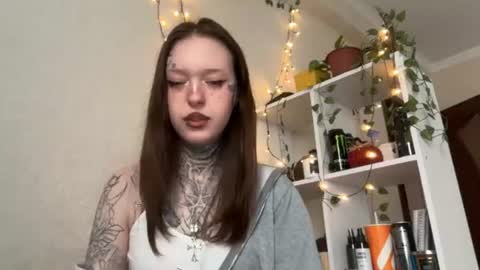 raven_armor online show from August 3, 1:06 pm