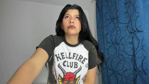 Snapshot of raven_rouge chatting on December 20, 5:47 am gata online show from December 20, 5:47 am