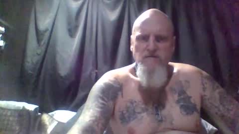 ravens18816981 online show from December 18, 7:47 am