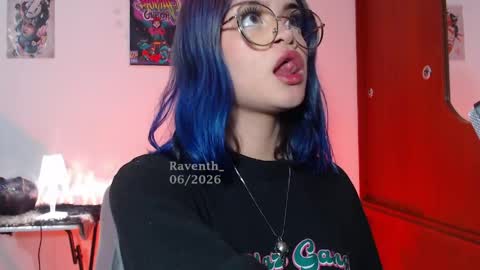 raventh_ online show from June 7, 3:33 am