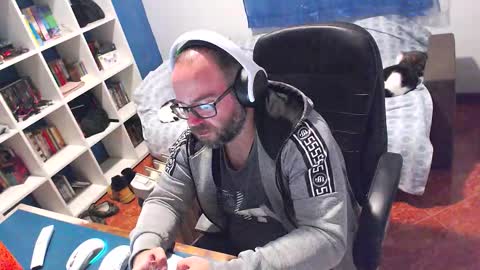 ravingr3d3 online show from January 18, 10:08 pm