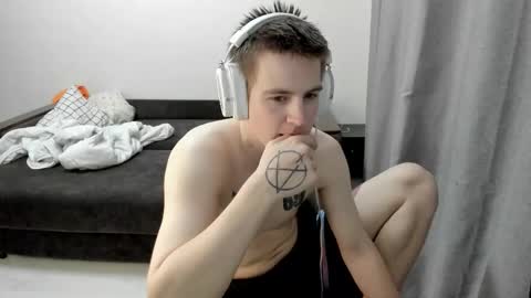 Ray online show from March 11, 8:45 pm