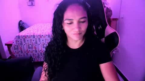 Danna online show from November 26, 7:21 pm