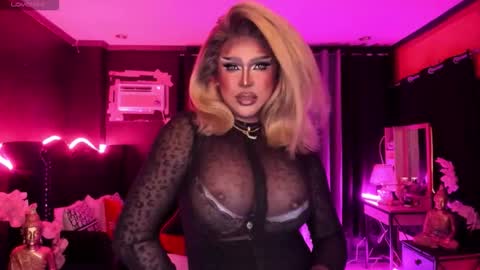 Snapshot of real_dom_phuta chatting on October 11, 3:26 pm Miss Katrina De Futah Goddess of HELL online show from October 11, 3:26 pm