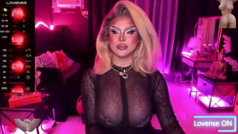 Snapshot of real_dom_phuta chatting on September 29, 12:37 pm Miss Katrina De Futah Goddess of HELL online show from September 29, 12:37 pm