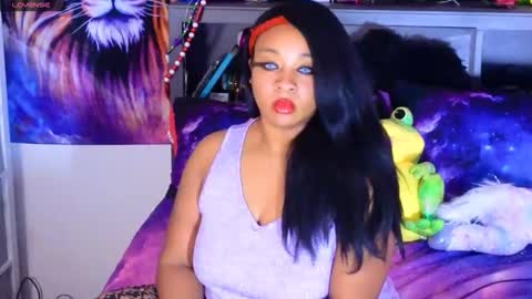 realgoddessdream online show from June 6, 5:13 am