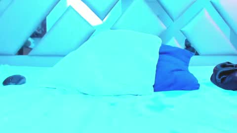 rebeccamitchell_ online show from July 24, 2:36 pm