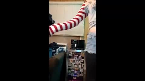rebeckaloves online show from May 6, 11:38 am