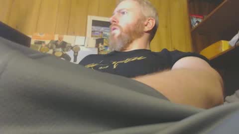 Snapshot of redhead4fun chatting on December 22, 6:28 am theredhead4fun online show from December 22, 6:28 am