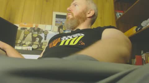 Snapshot of redhead4fun chatting on February 19, 4:34 am theredhead4fun online show from February 19, 4:34 am