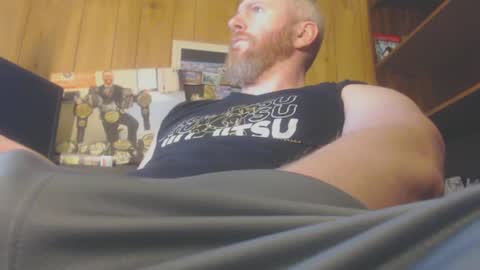 Snapshot of redhead4fun chatting on December 9, 2:02 am theredhead4fun online show from December 9, 2:02 am