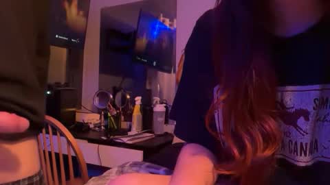 Redhead and BigPeenar online show from March 5, 3:37 am