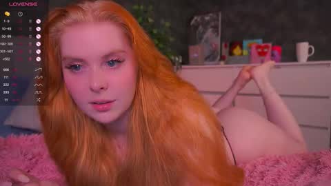 Snapshot of redhotvixen_ chatting on September 8, 10:53 pm Sofia online show from September 8, 10:53 pm