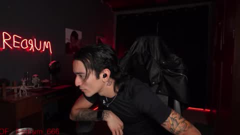 Red online show from March 12, 7:06 pm