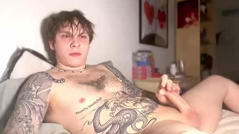 Snapshot of redrumbackwards chatting on March 3, 2:15 am redrum online show from March 3, 2:15 am