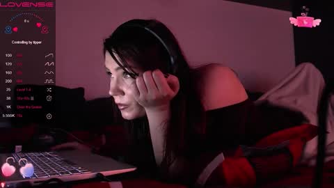 Red online show from December 21, 12:17 am