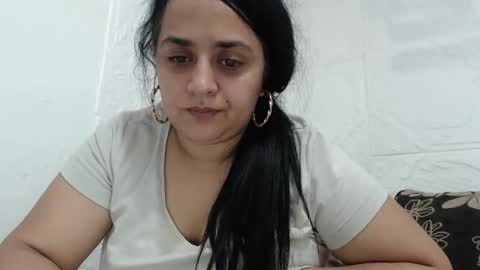 Reea online show from November 21, 8:51 pm