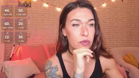 ReginaHawkinss online show from October 24, 8:15 am