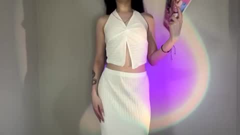 Amelia online show from June 10, 3:55 pm