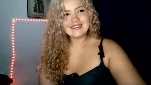 Tania Nixx online show from February 26, 7:02 am