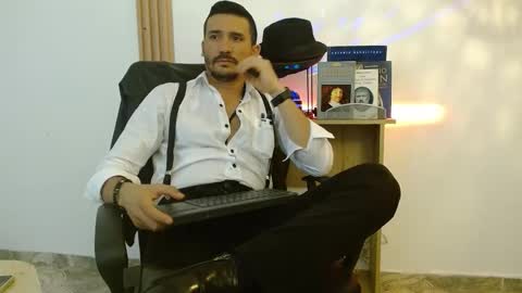   REIKO  online show from November 17, 7:16 pm