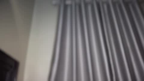 reina77xo online show from April 9, 6:02 pm