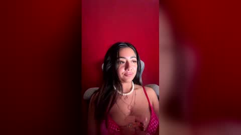 reinaassss online show from May 3, 11:27 am
