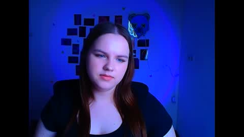 Reina online show from April 5, 11:51 am