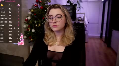 Snapshot of remywild chatting on January 18, 7:04 pm RemyWild online show from January 18, 7:04 pm