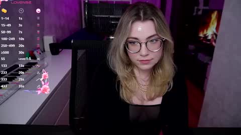 Snapshot of remywild chatting on February 28, 9:01 pm RemyWild online show from February 28, 9:01 pm