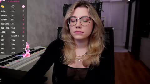 Snapshot of remywild chatting on January 29, 6:39 pm RemyWild online show from January 29, 6:39 pm