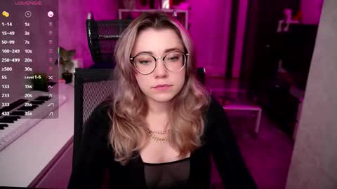 Snapshot of remywild chatting on September 20, 8:12 pm RemyWild online show from September 20, 8:12 pm