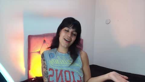 renata_velvet online show from March 3, 11:50 am