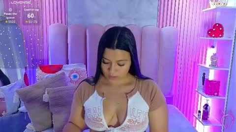 RenataPeach online show from July 11, 3:00 am