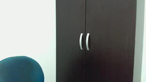 Rene online show from November 6, 12:24 am