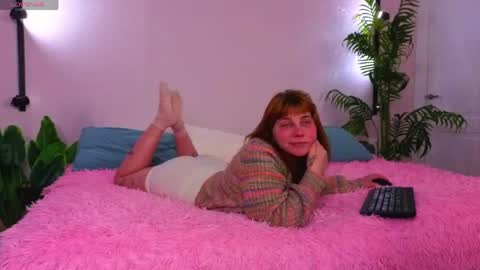 rene_shine online show from April 18, 7:07 pm