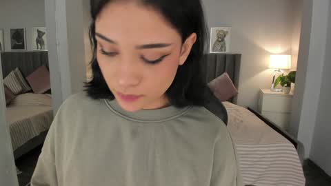 Renee Shelby online show from February 26, 12:20 am