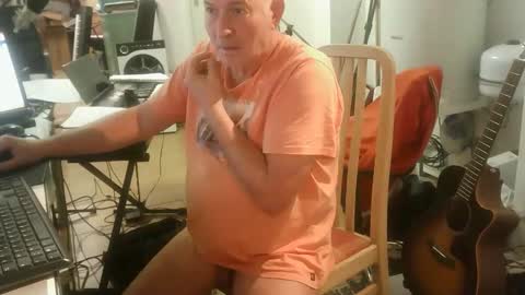 renefr online show from October 12, 9:49 pm