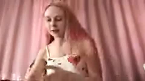 Lana online show from March 2, 7:15 am