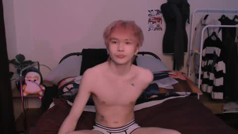 rennuts online show from April 7, 7:16 pm