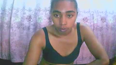 Snapshot of rephaleta chatting on February 4, 6:36 am Rephaleta online show from February 4, 6:36 am