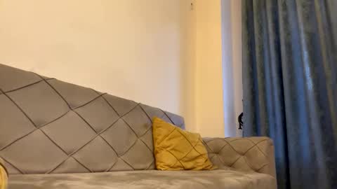 Aiqo online show from November 6, 1:47 pm