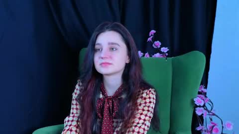 reynaedge online show from June 3, 7:44 am